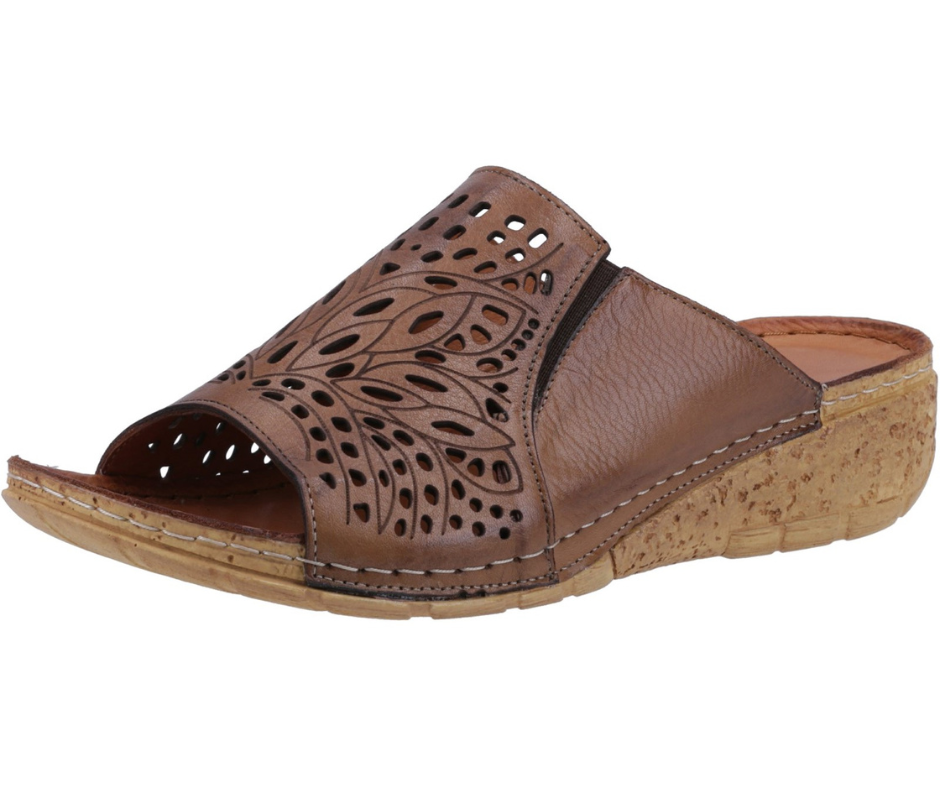Riva Women Cardigan Spring Step Sandals