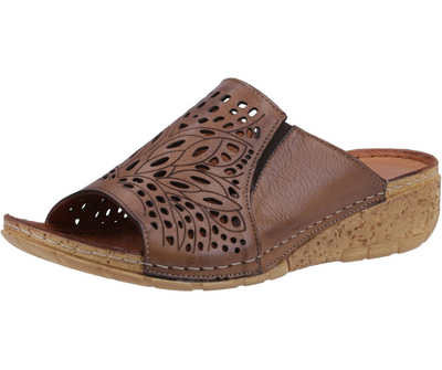 Riva Women Cardigan Spring Step Sandals